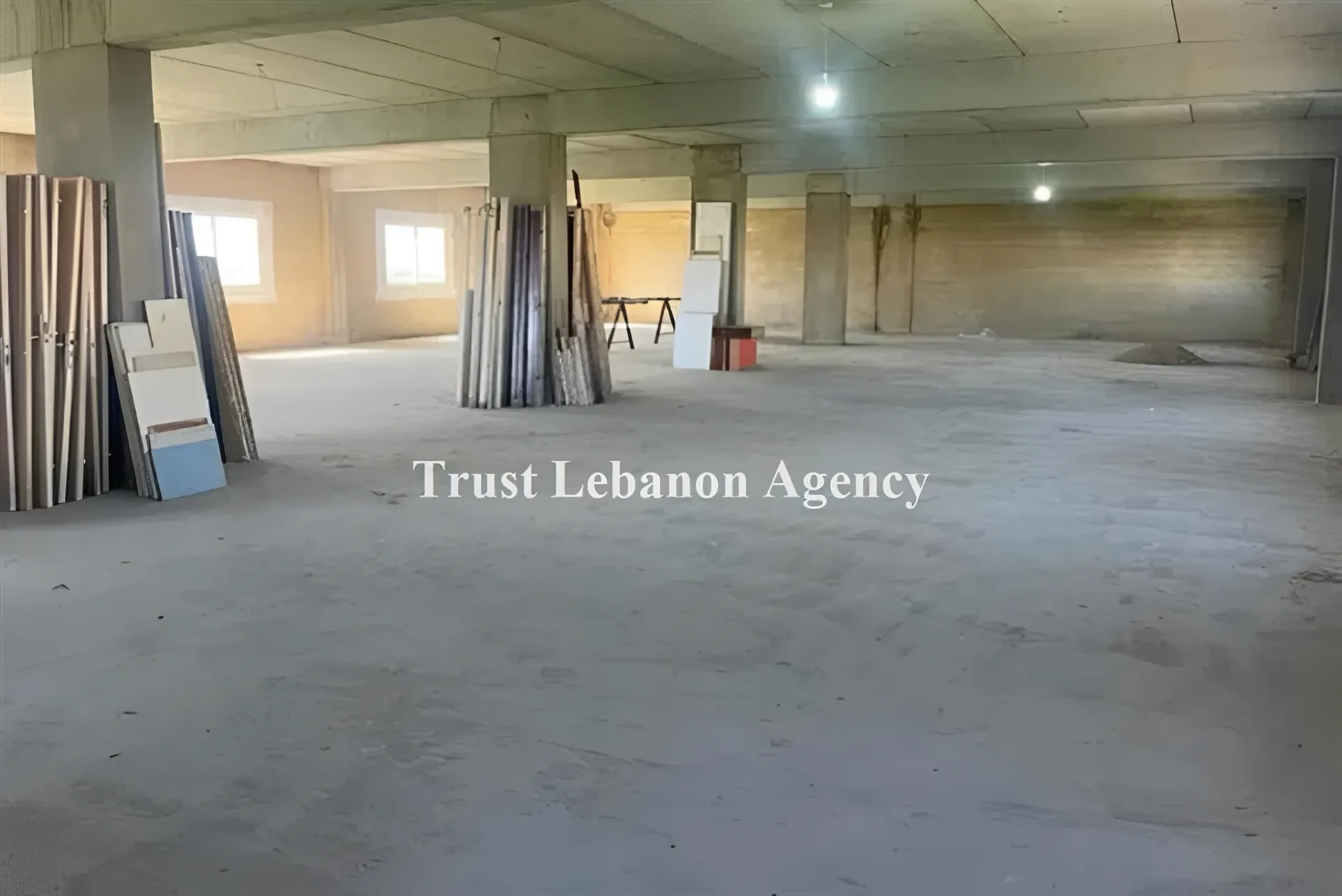 Commercial Property For Rent in Zahle,