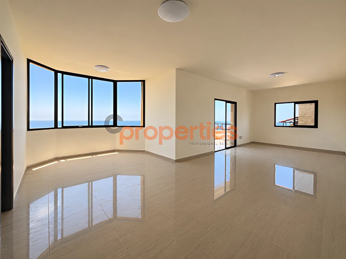 Apartment for Sale in Breij - 3 bed, 3 bath
