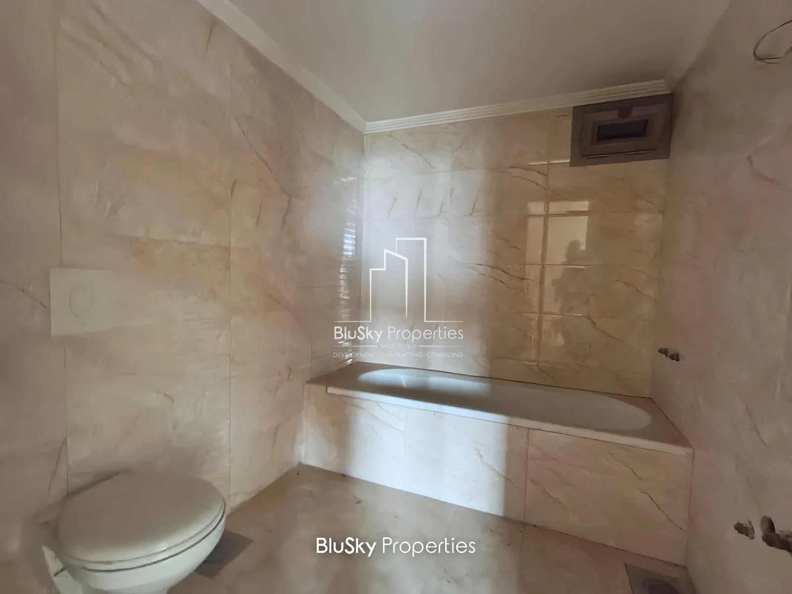 Apartment for Sale in Adma