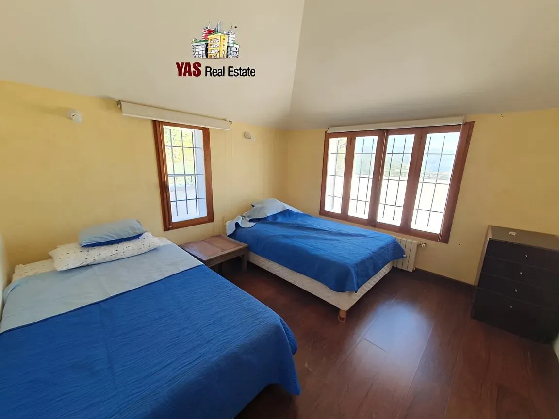 Villa for rent in Qlayaat