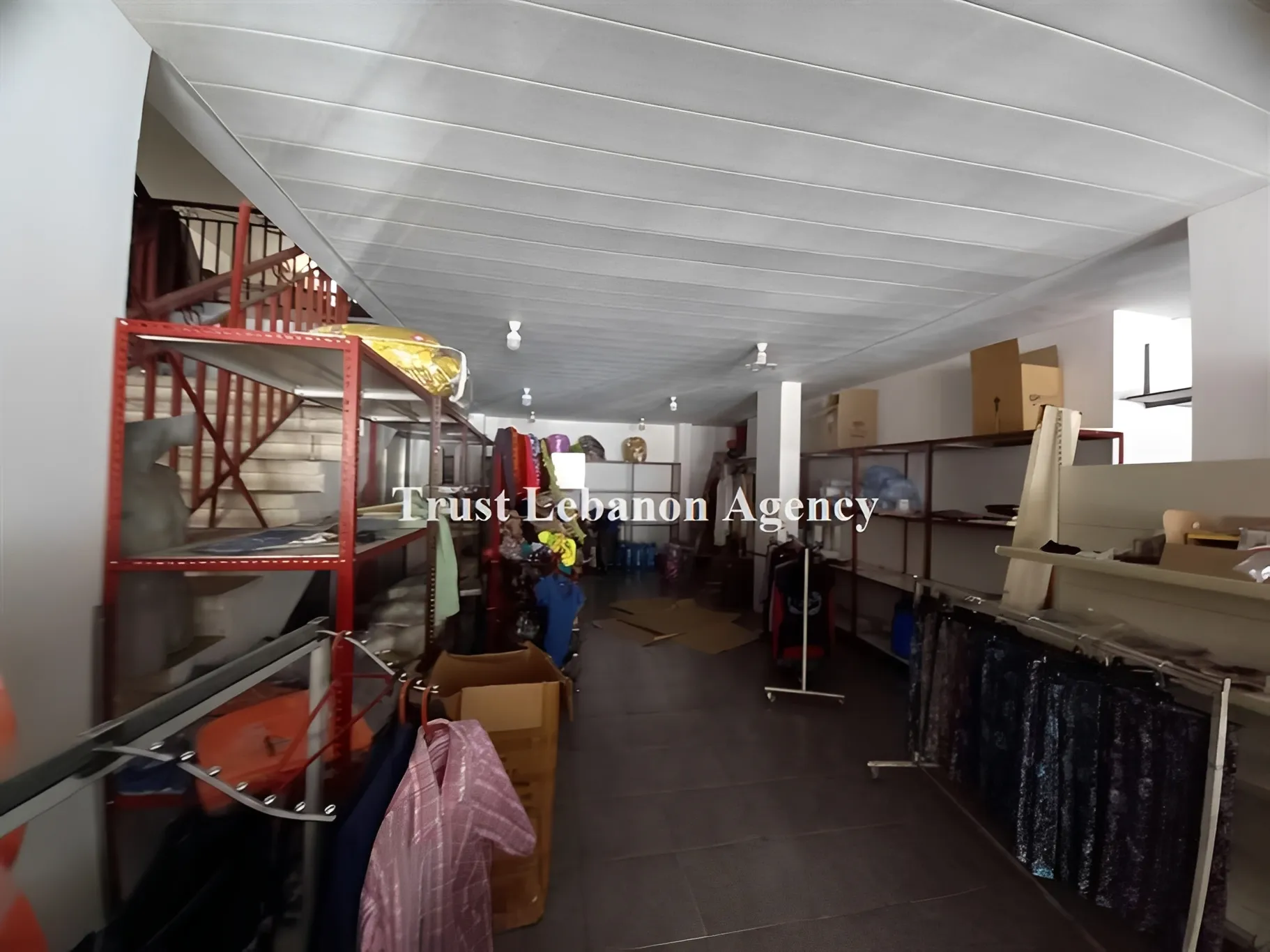 Shop for sale in Metn, Berej Hamoud