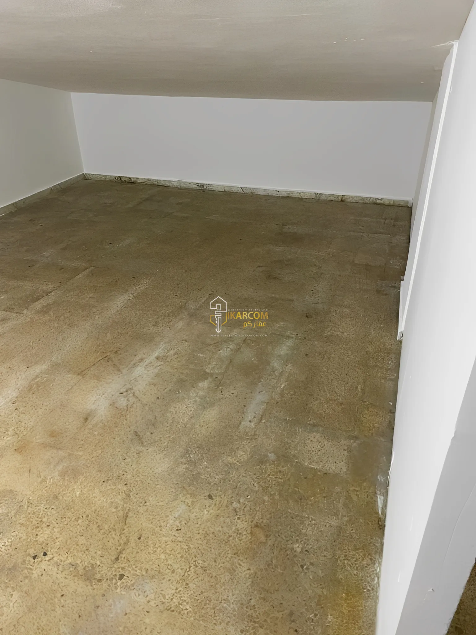 Warehouse For Rent in Baabda