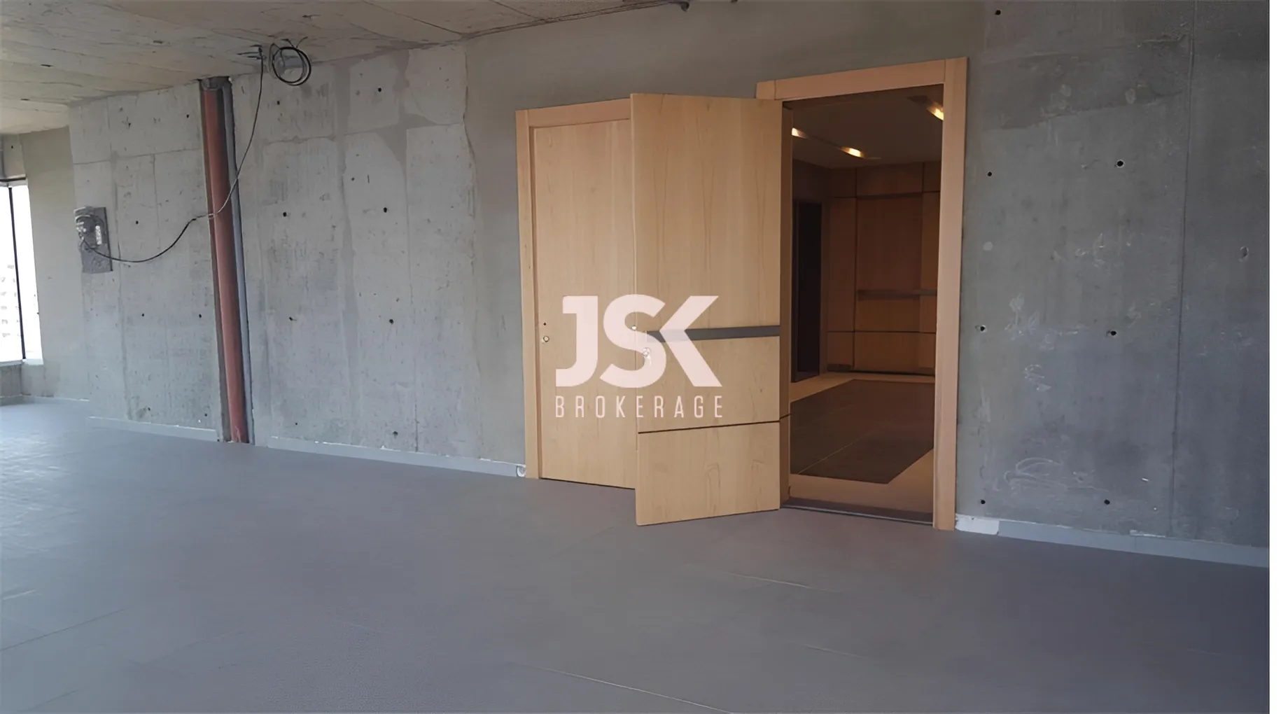 Office for rent in Baouchriyeh