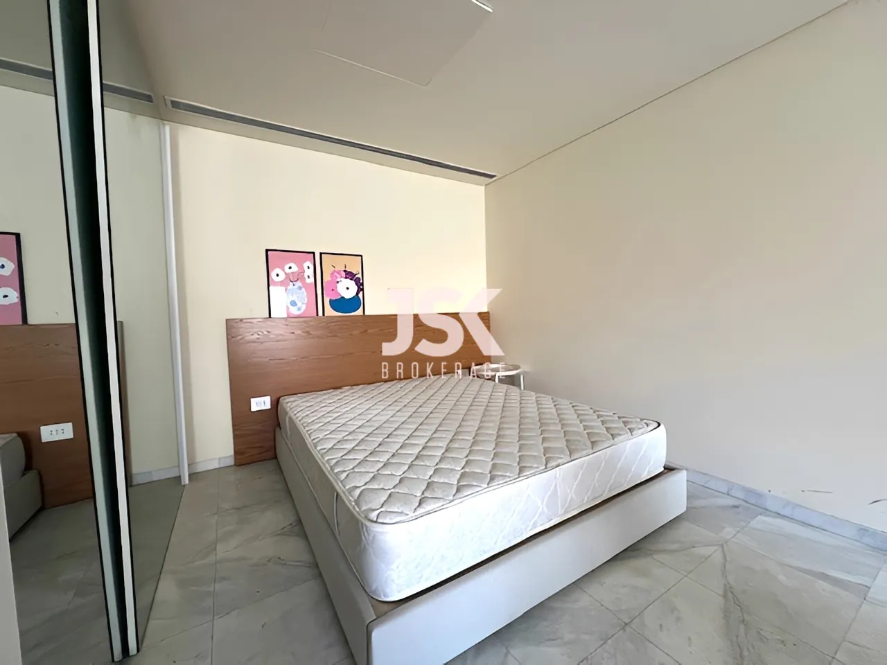 Apartment for Rent in Saifi Village