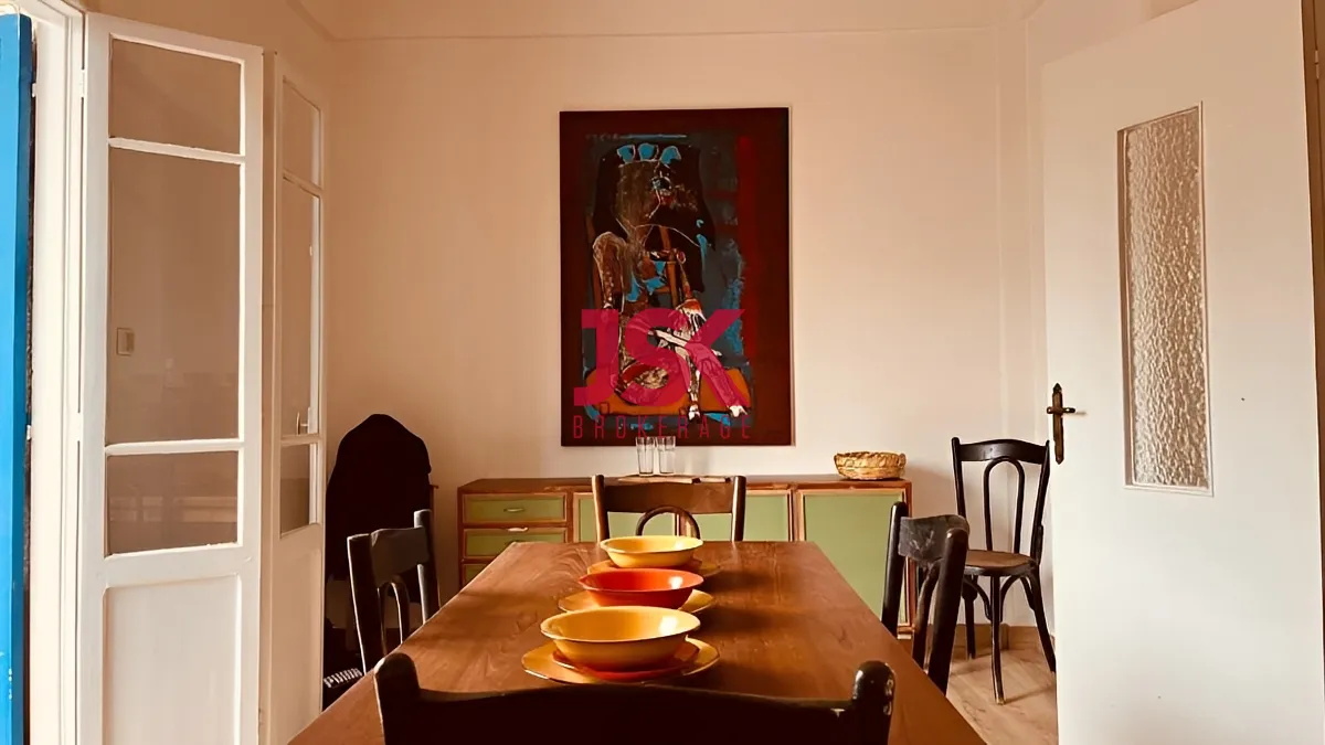 Apartment for Rent in Hotel Dieu, Achrafieh, Lebanon - 2 bed, 1 bath
