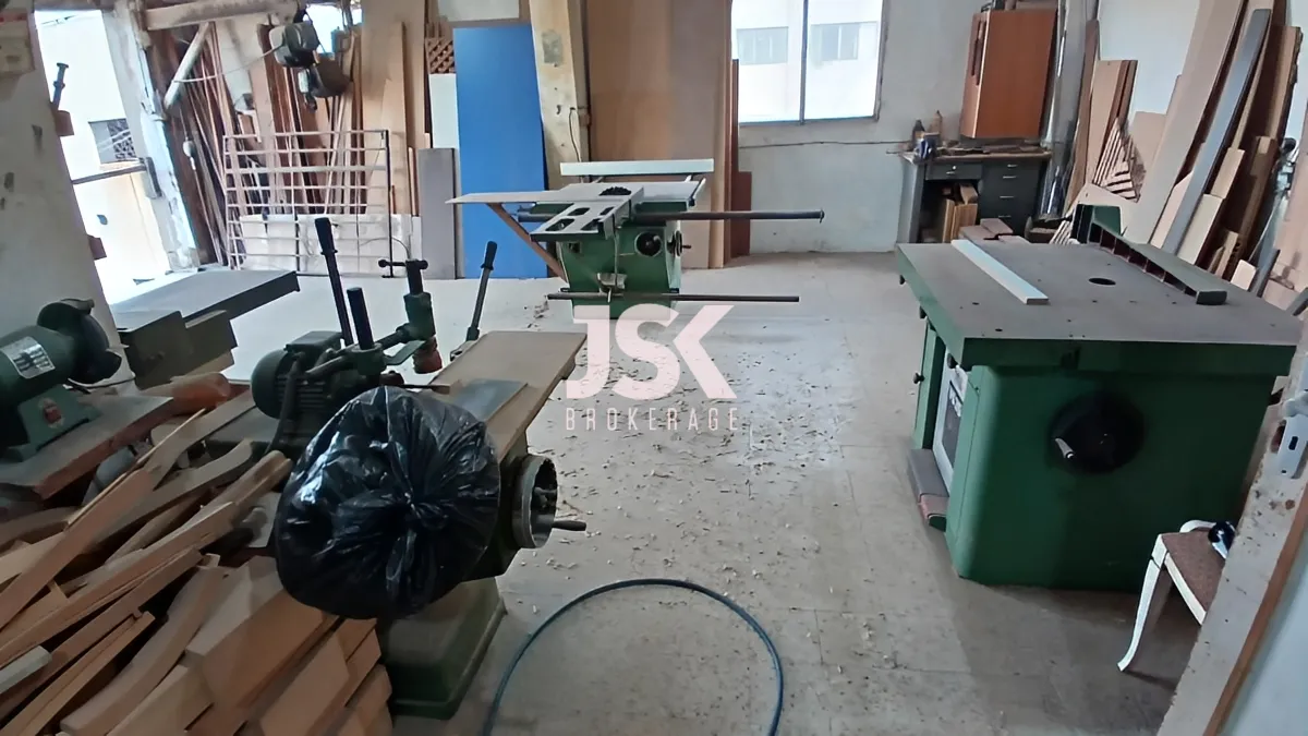 Industrial Unit for Sale in Baouchriyeh, Lebanon