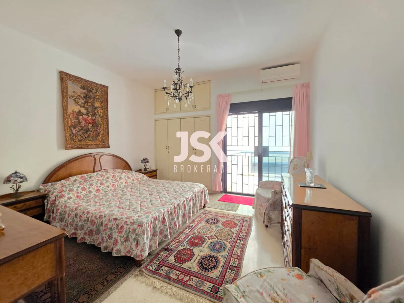 Apartment for Rent in Mar Takla