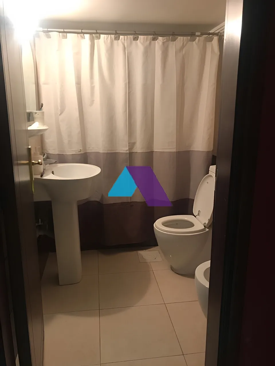 Apartment for Sale in Ain El Remmaneh - 3 bed, 3 bath