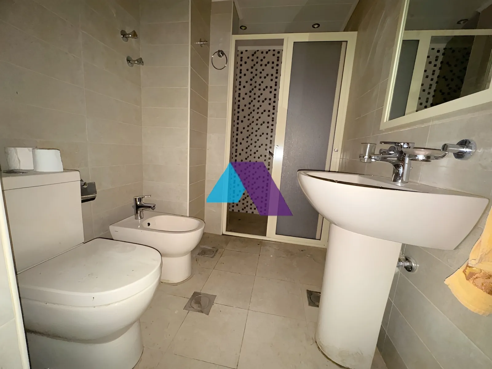 Apartment for Sale in Haret Sakher - 3 bed, 4 bath