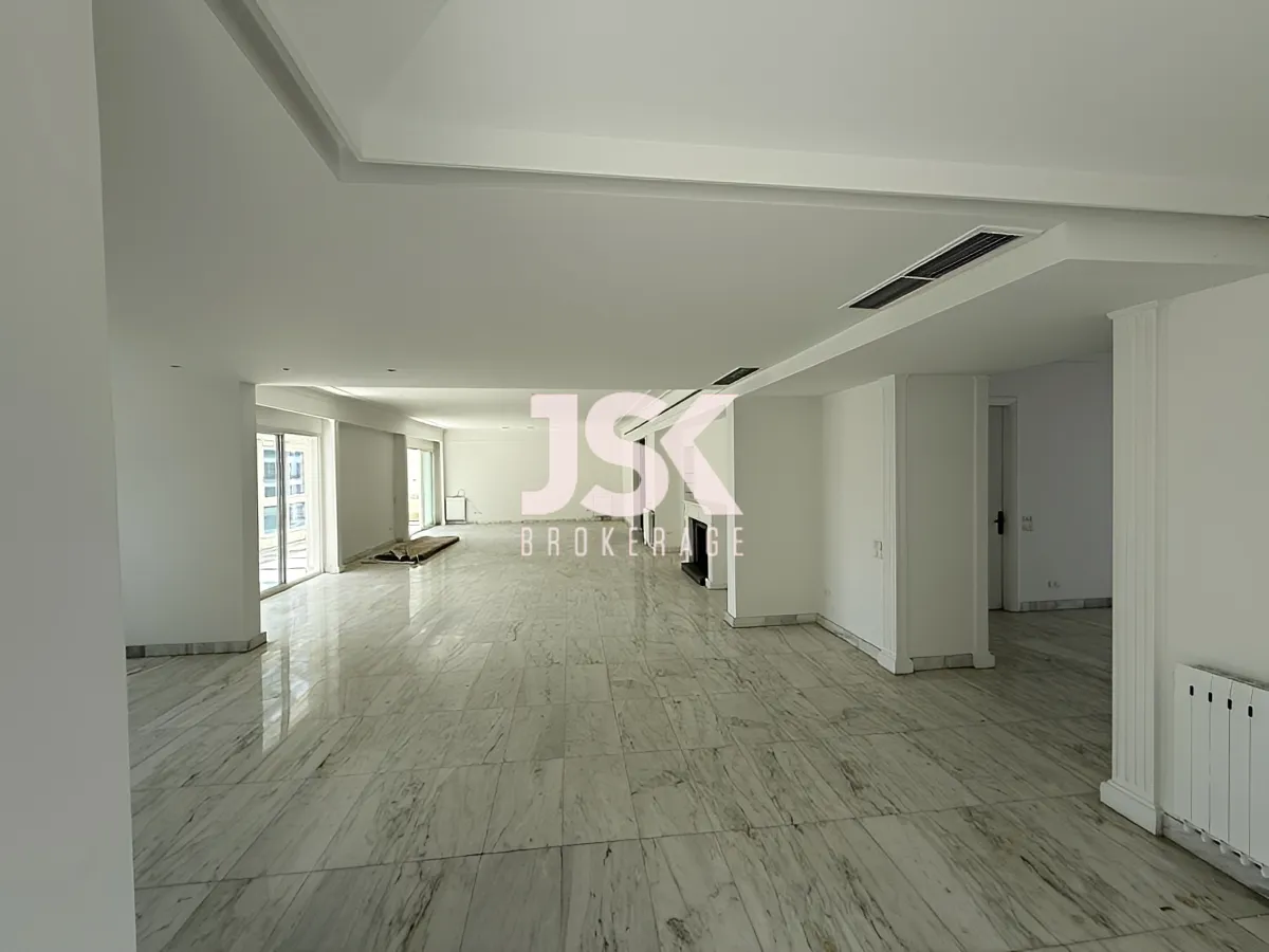 Apartment for Sale in Caree d'or, Achrafieh, Beirut, Lebanon - 4 bed, 4 bath