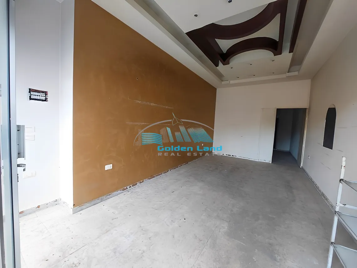 Shop for rent in Aatchane, Lebanon