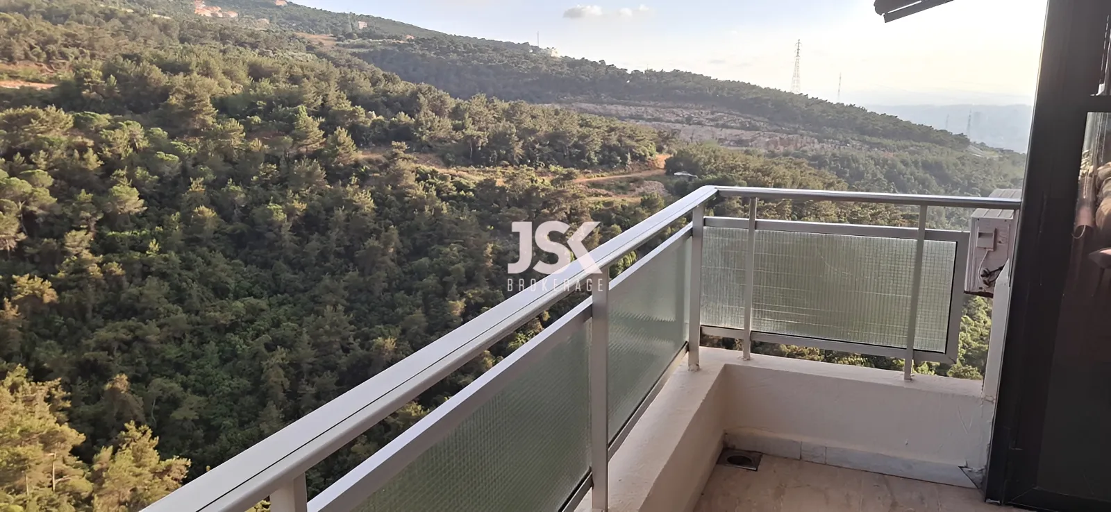 Apartment for Sale in Qennabet Broummana