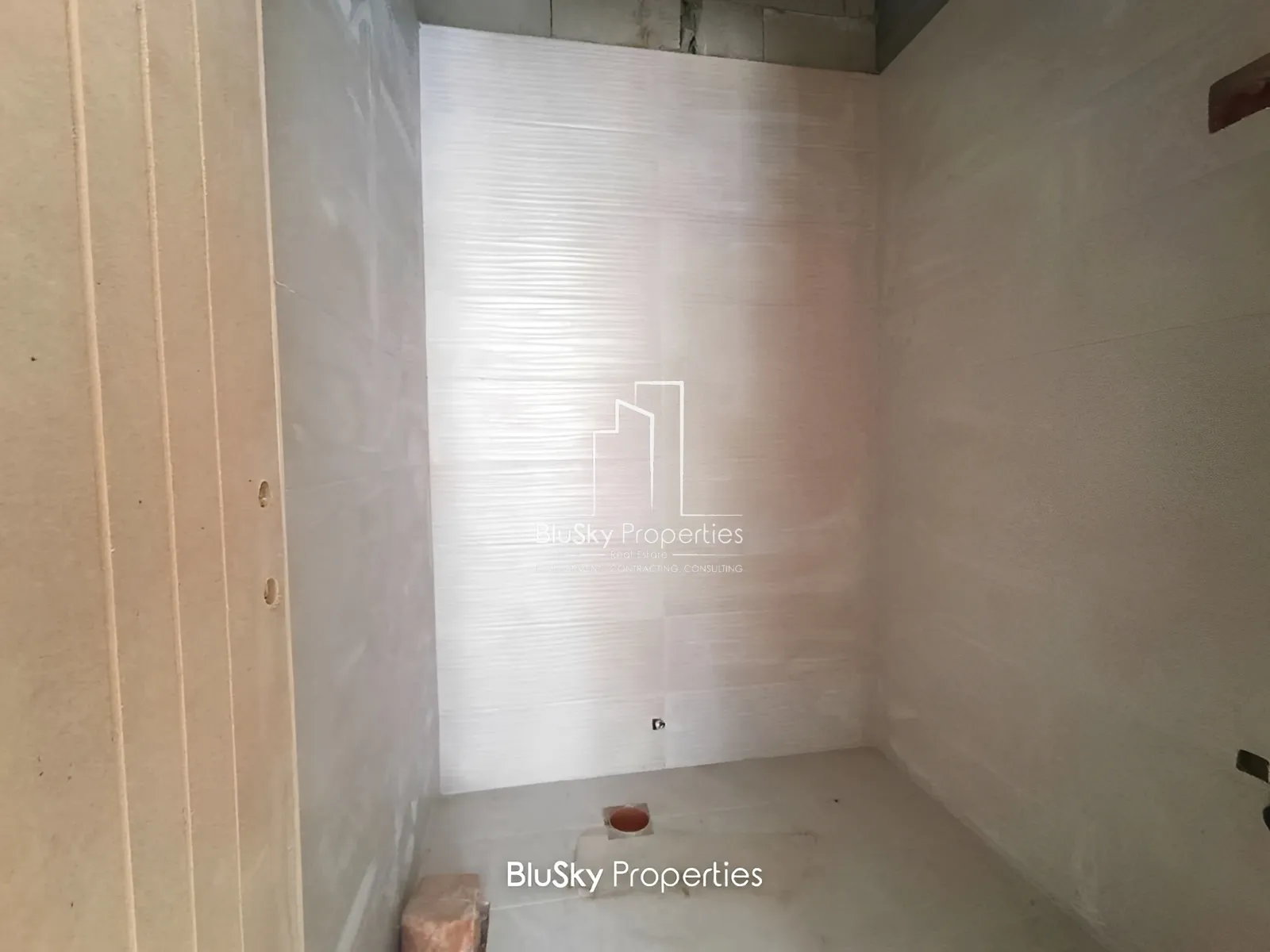 Apartment for Sale in Bouar