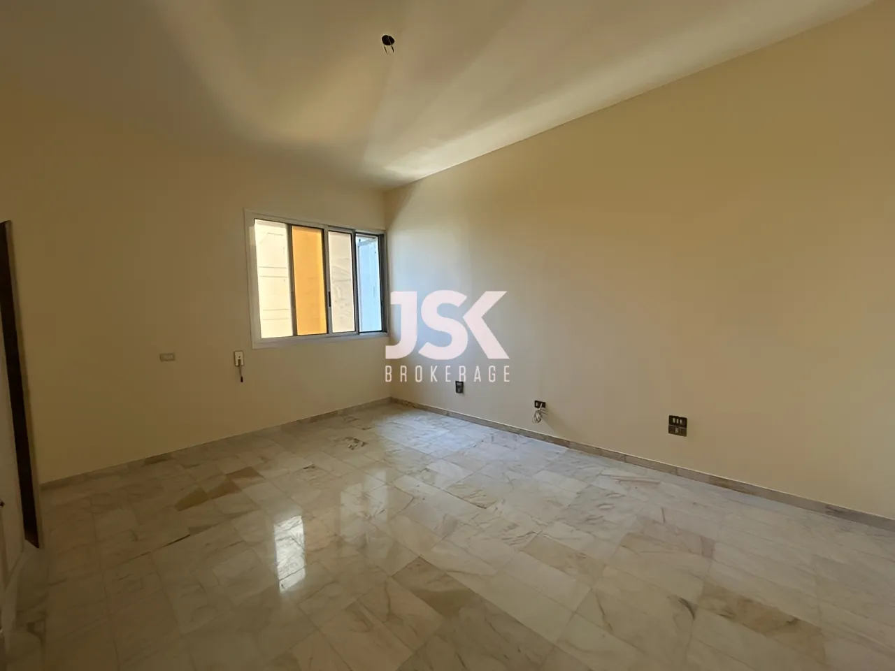 Apartment for Sale in Kraytem