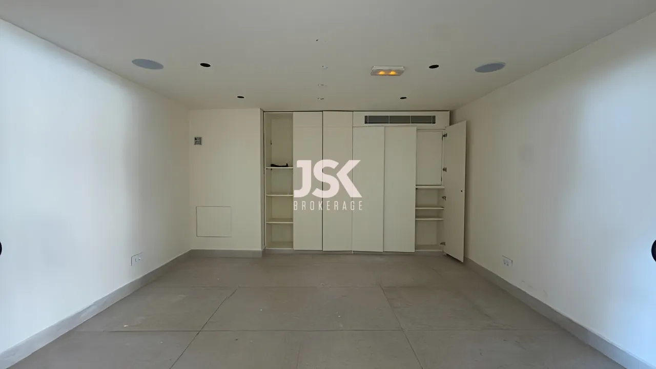 Shop for Rent in Achrafieh