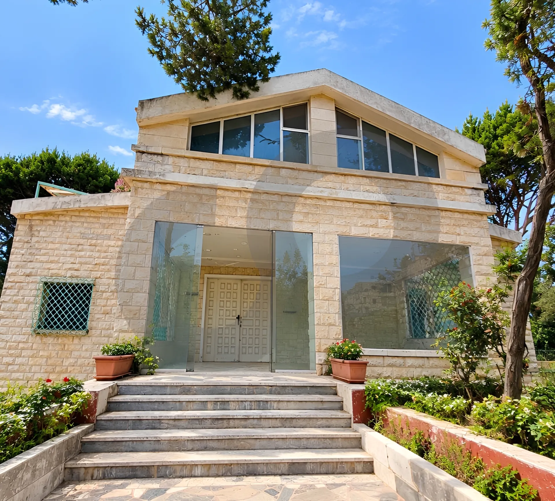 Villa for Sale in Aley
