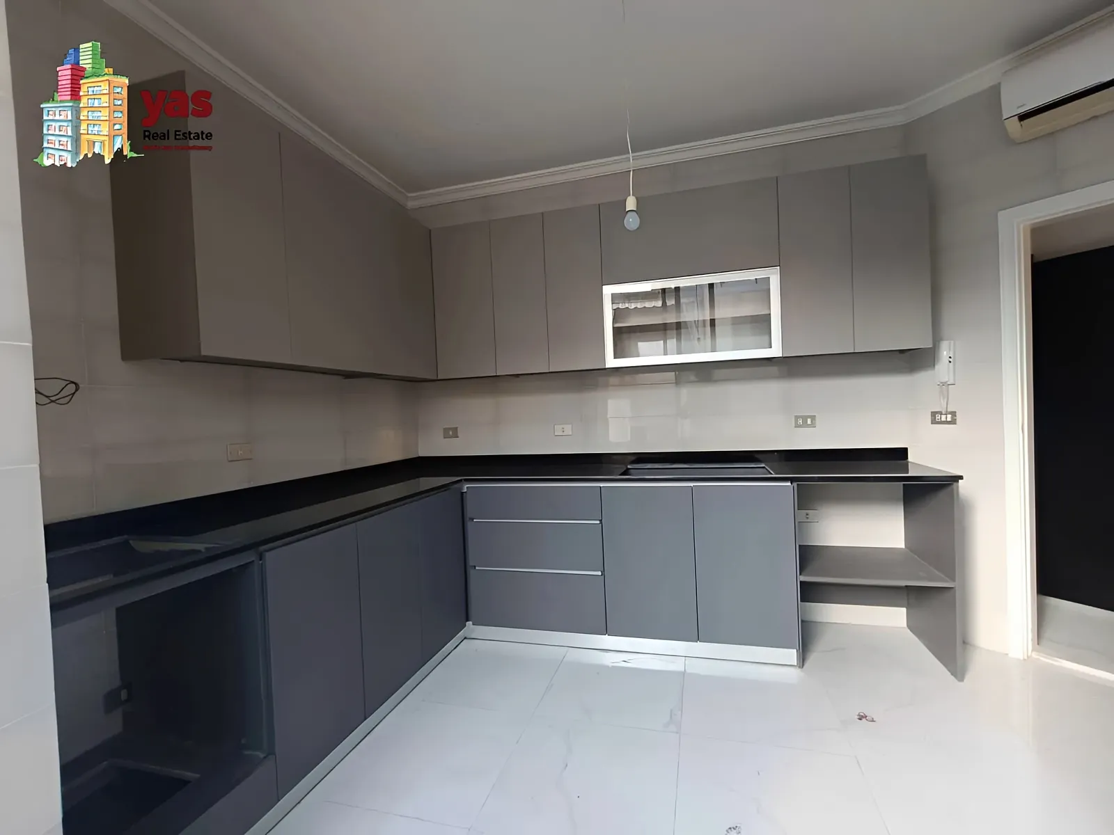Apartment for Sale in Achrafieh - 3 bed, 2 bath
