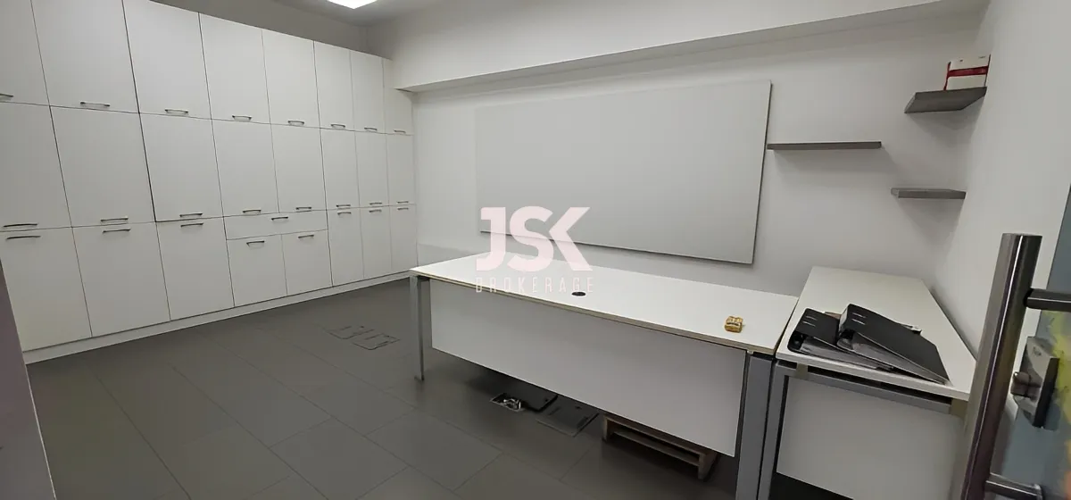 Office for rent in Zouk Mosbeh