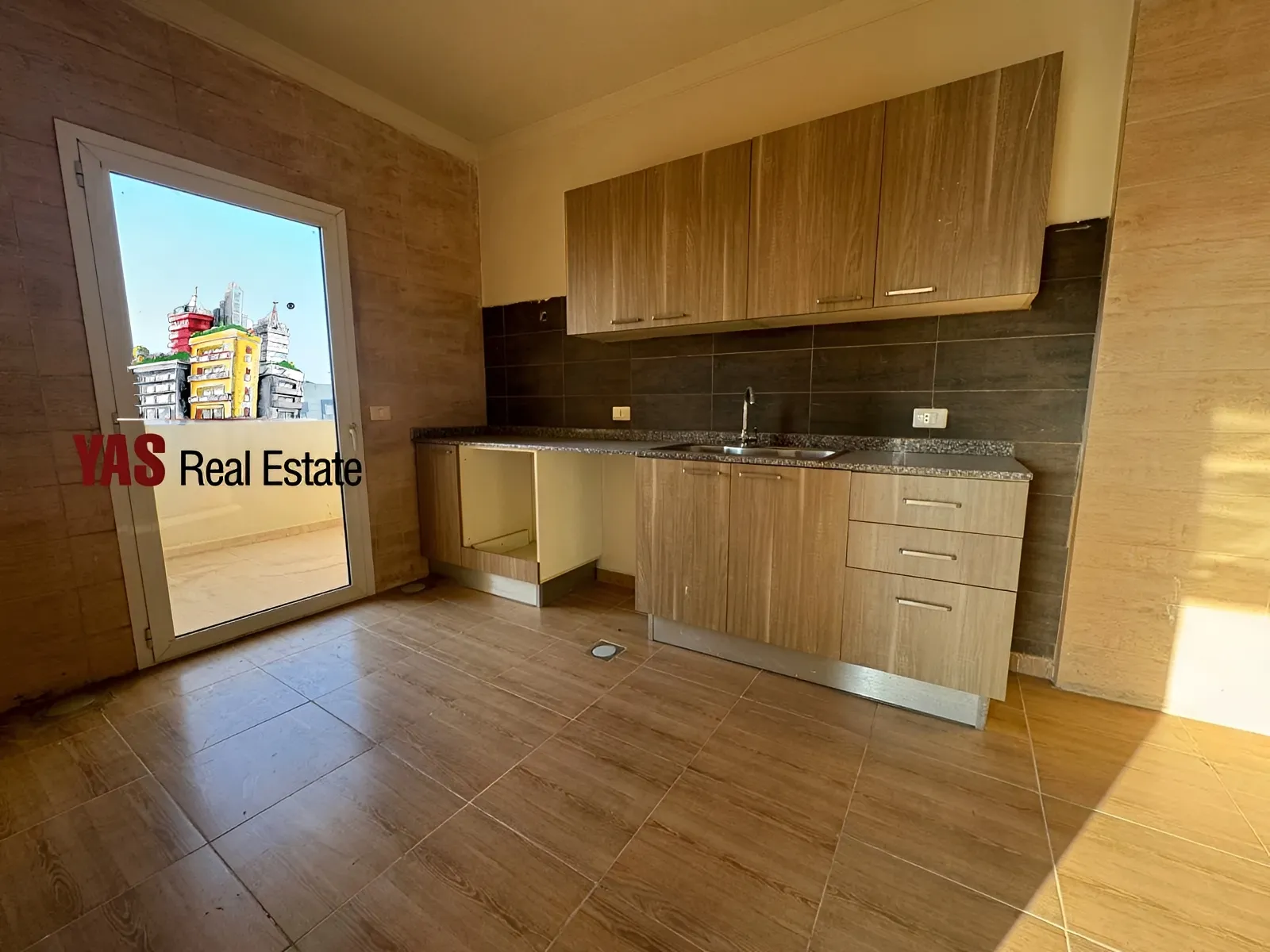 Apartment for Sale in Adonis - 3 bed, 3 bath