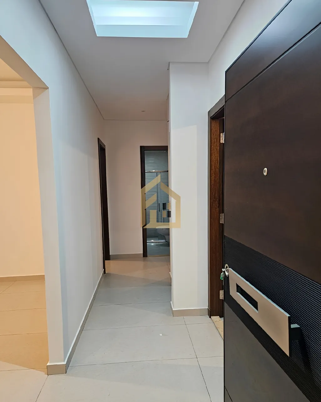 Apartment for rent in Achrafieh, Beirut, Lebanon - 2 bed, 2 bath