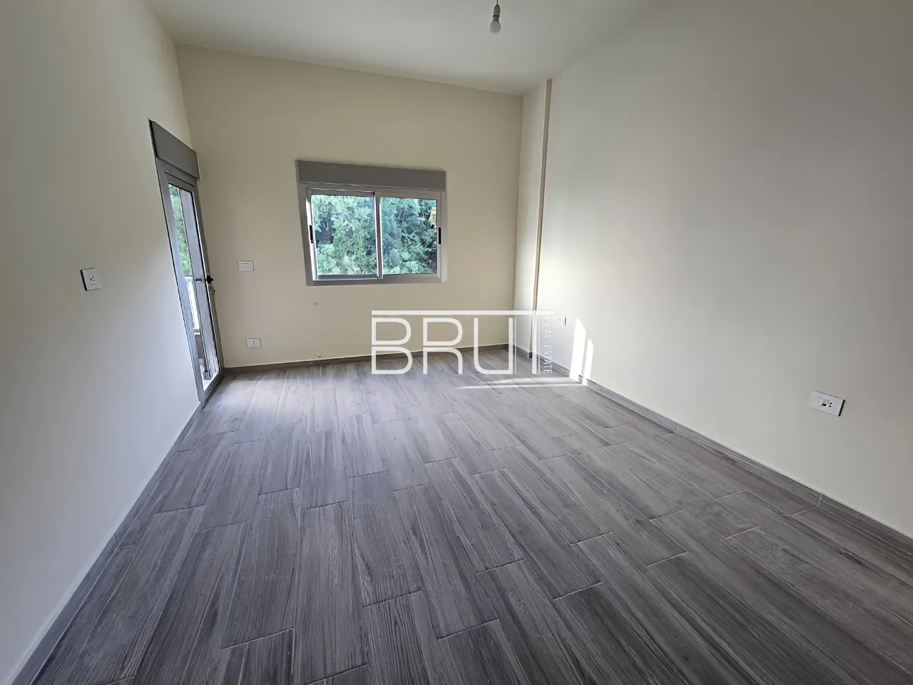 Apartment for Sale in Feitroun