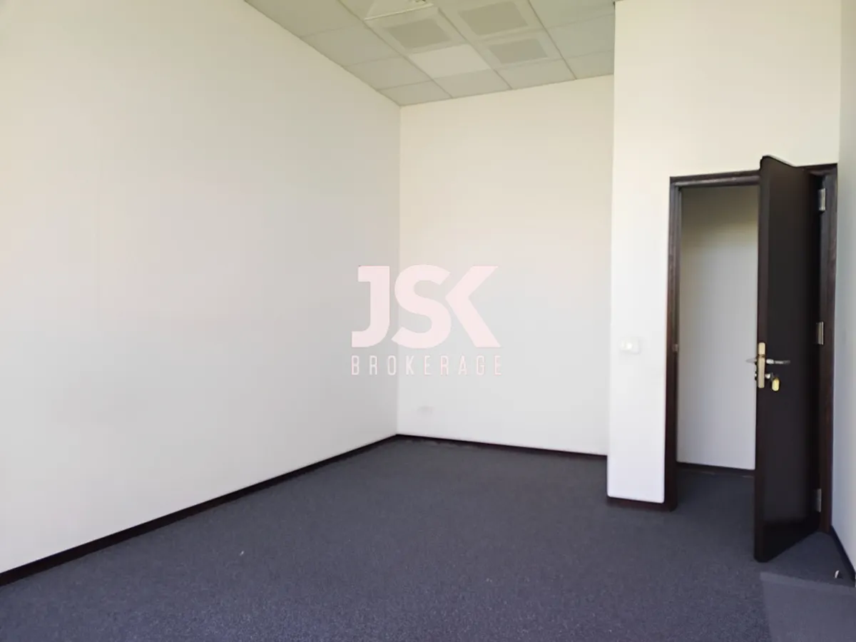 Office for rent in Zouk Mikael