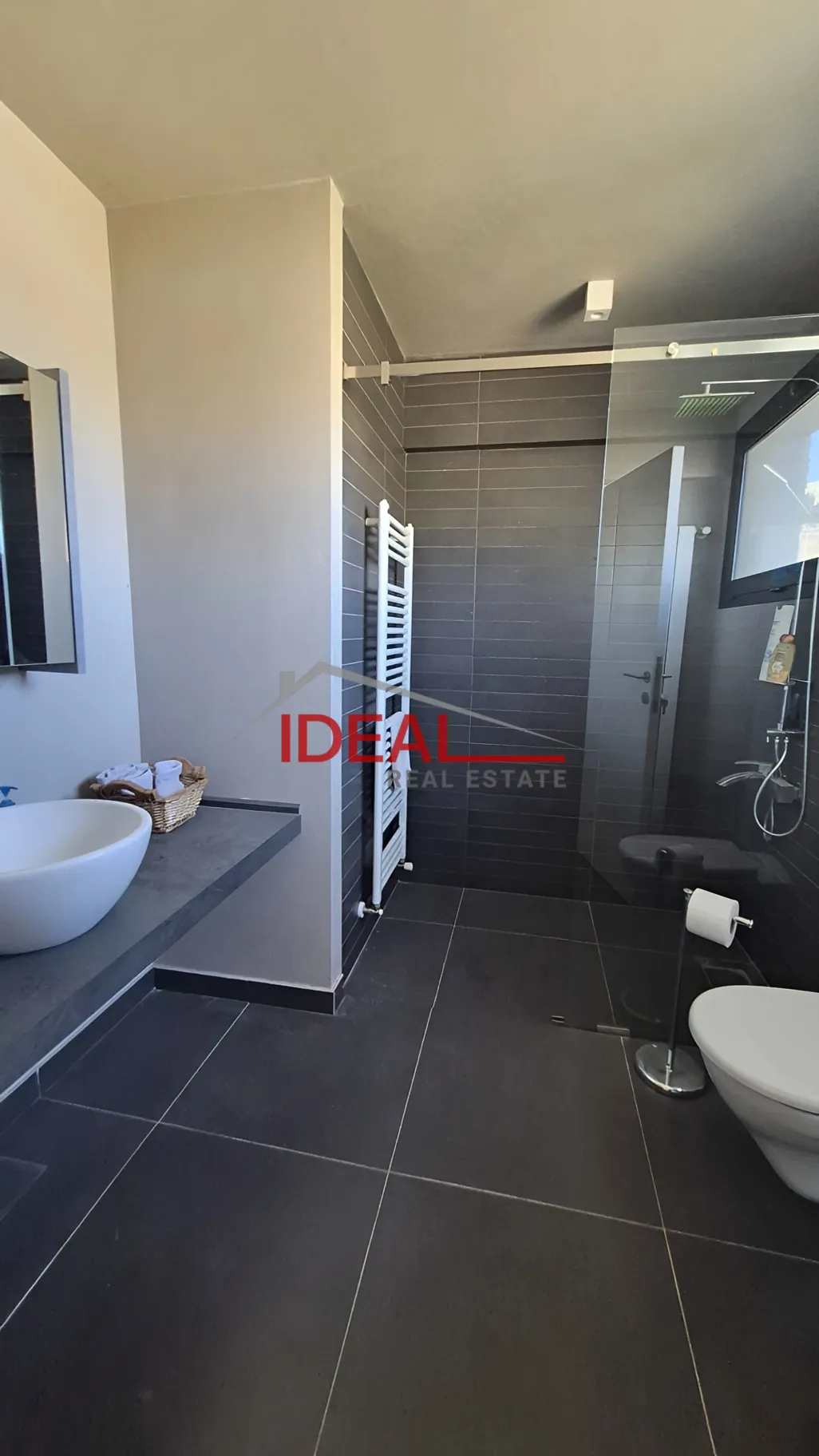 Villa for sale in Faqra