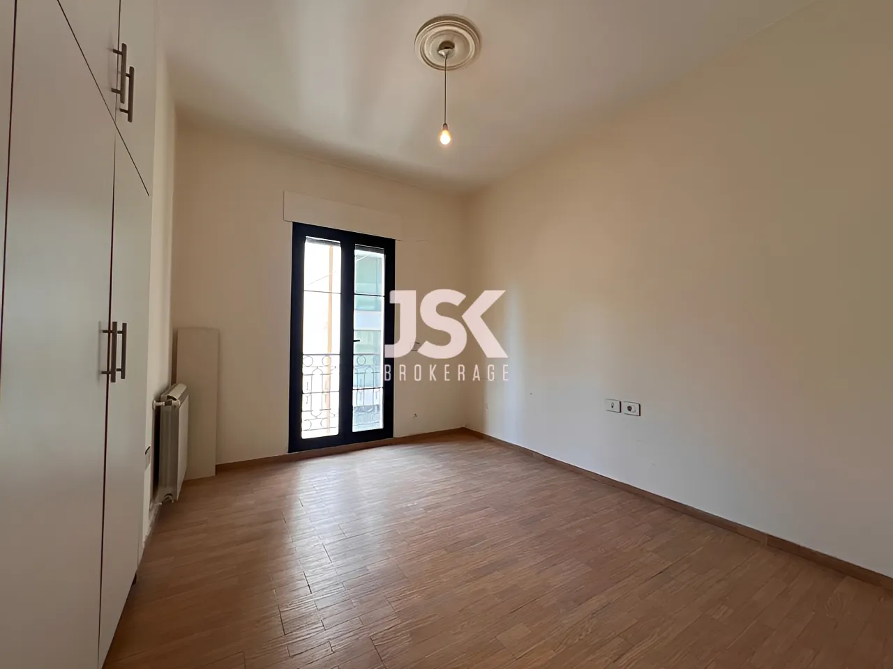 Apartment for Sale in Sioufi