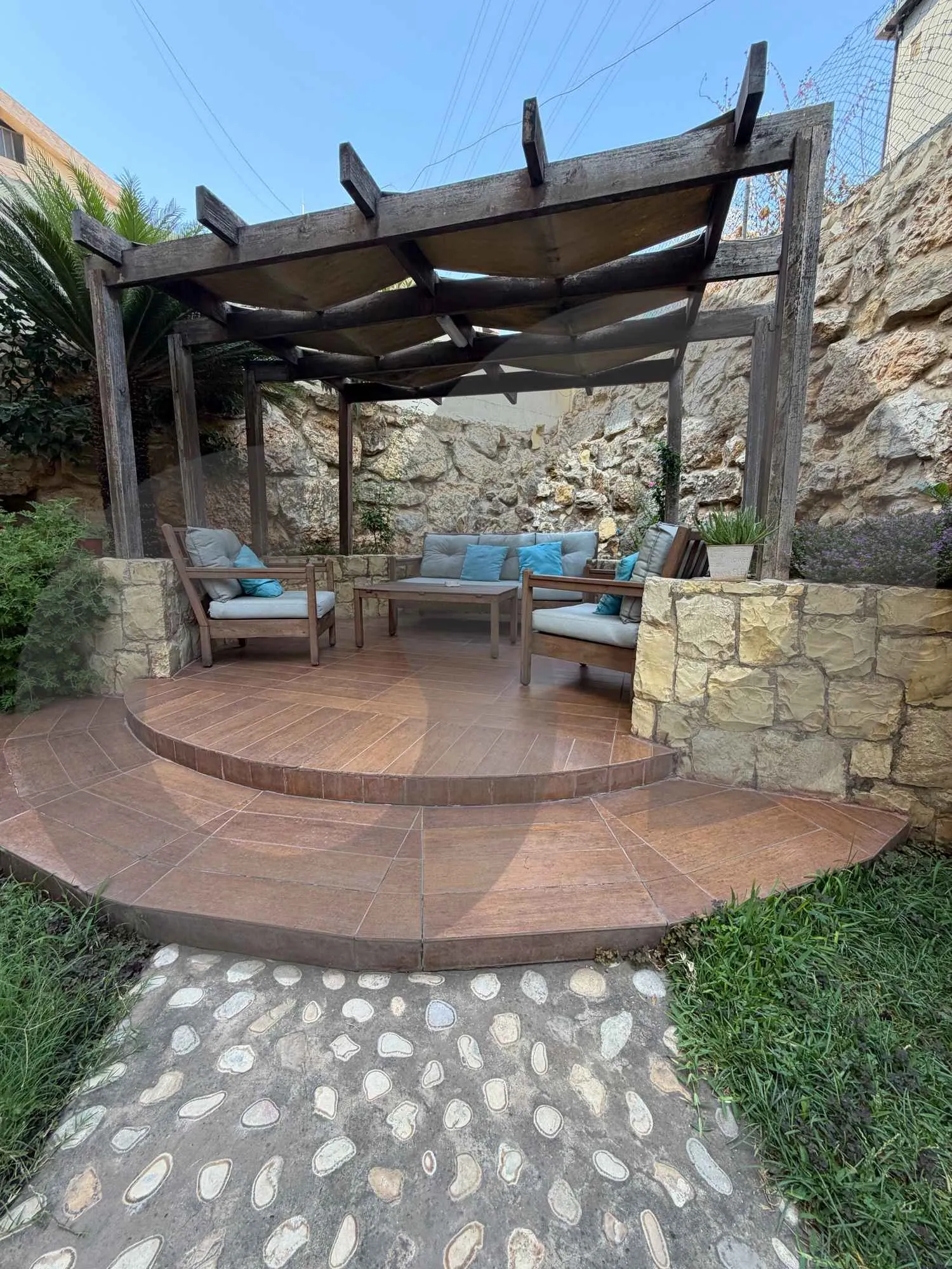 Apartment for Rent in Aaoukar - 2 bed, 2 bath