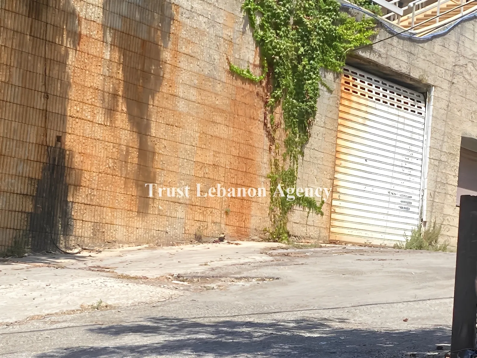 Commercial Property For Sale in Metn, Broumana