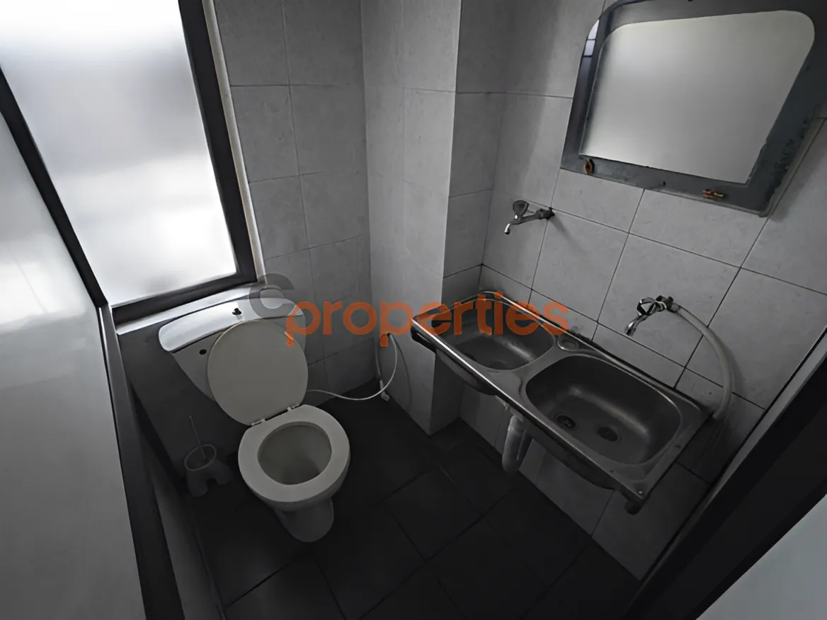 Shop for Rent in Baouchriyeh