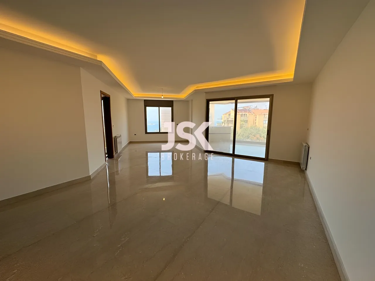 Apartment for Sale in Kfar Hbab - 3 bed, 5 bath