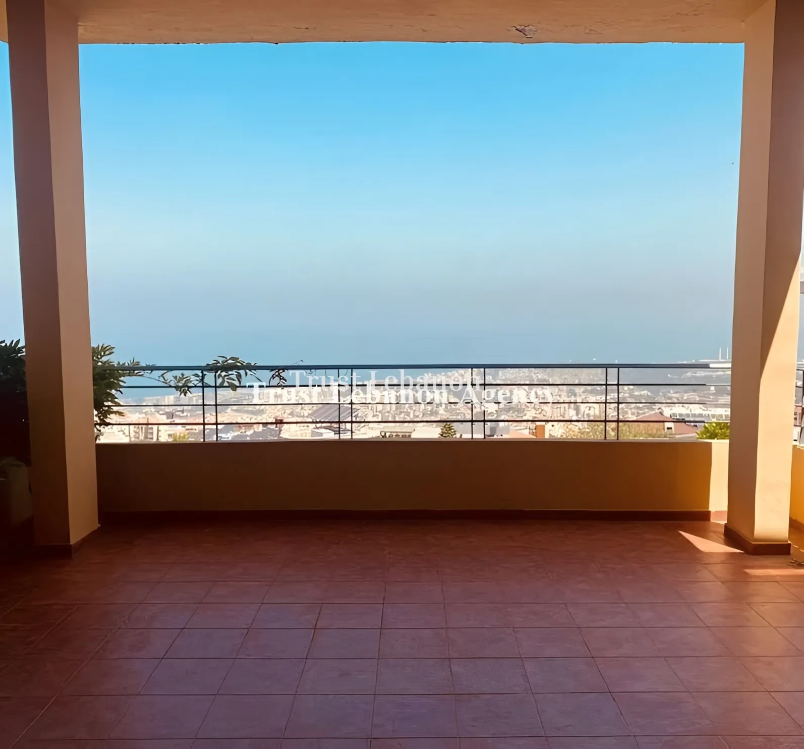 Apartment for rent in Bayada Main Road - 3 bed, 4 bath
