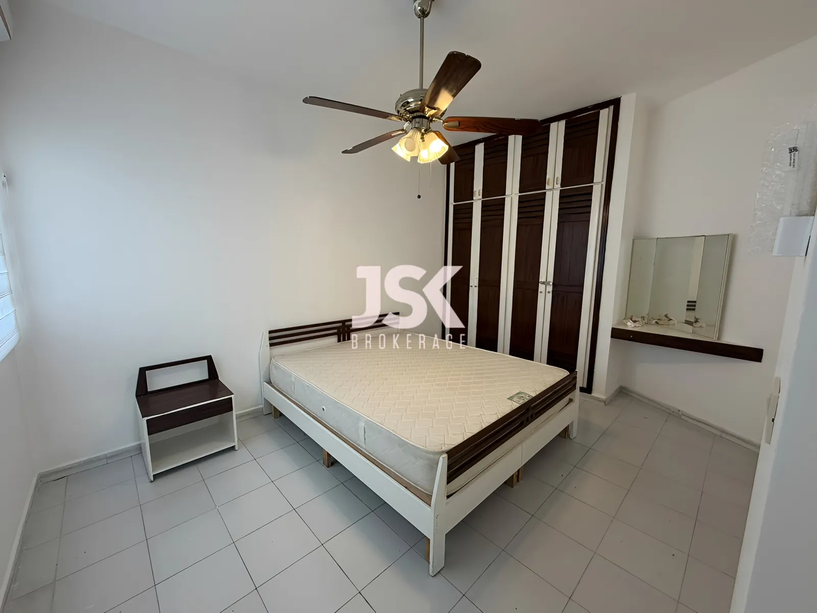 Chalet for Sale in Anfeh