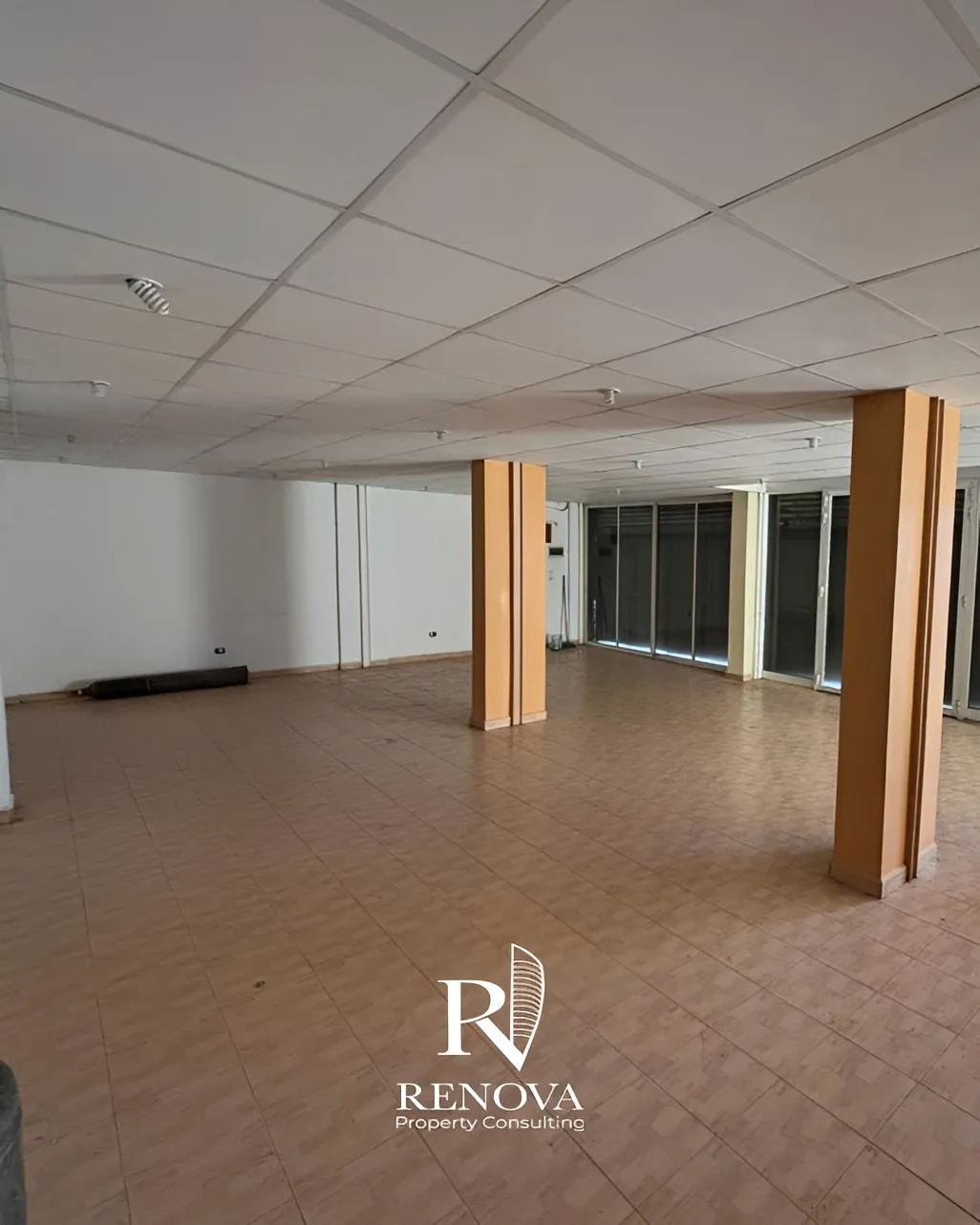 Shop for rent in Zahlé