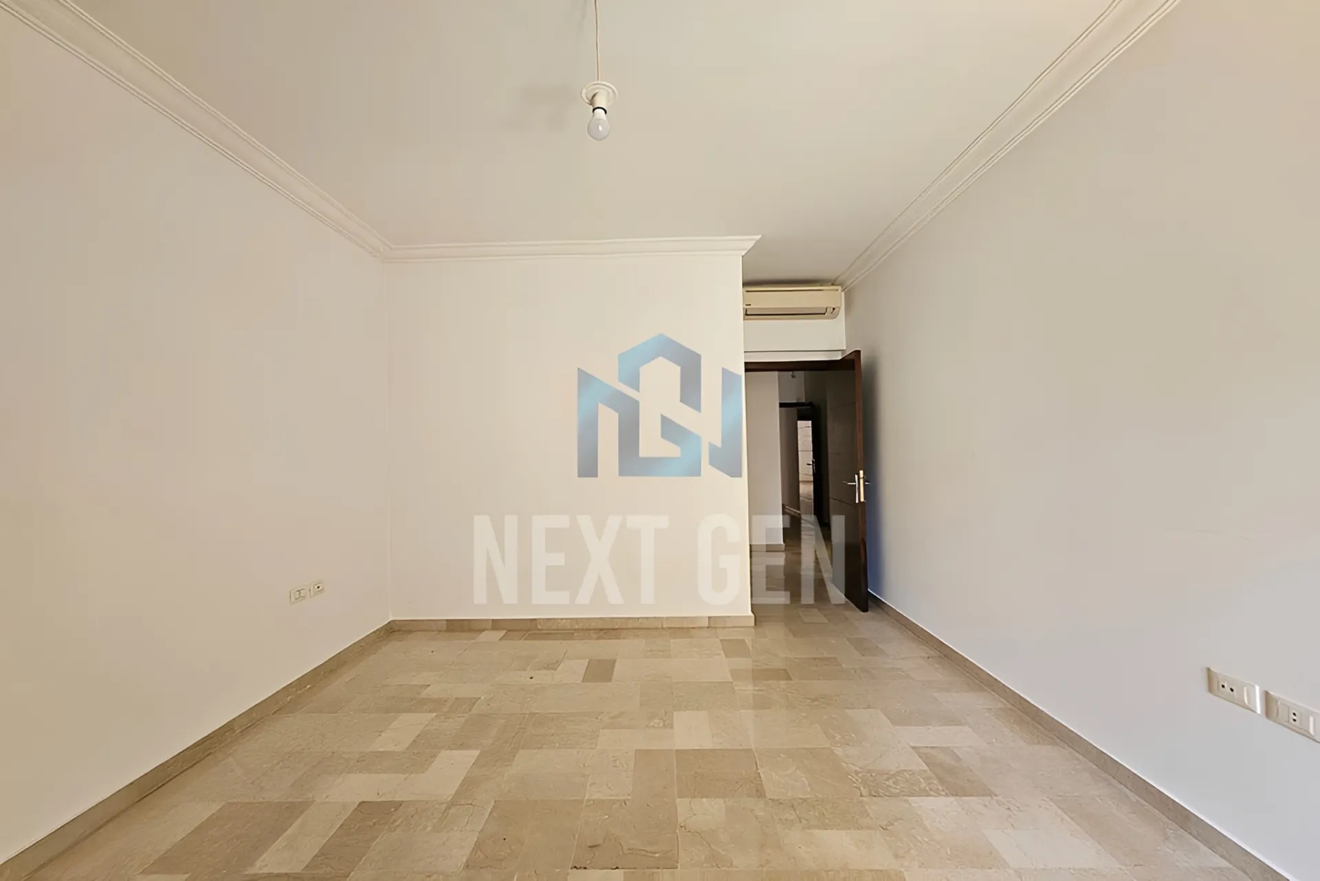 Apartment for rent in Ain Al Mraiseh, Beirut, Lebanon