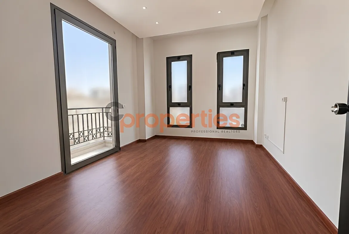 Office for Rent in Saifi Village