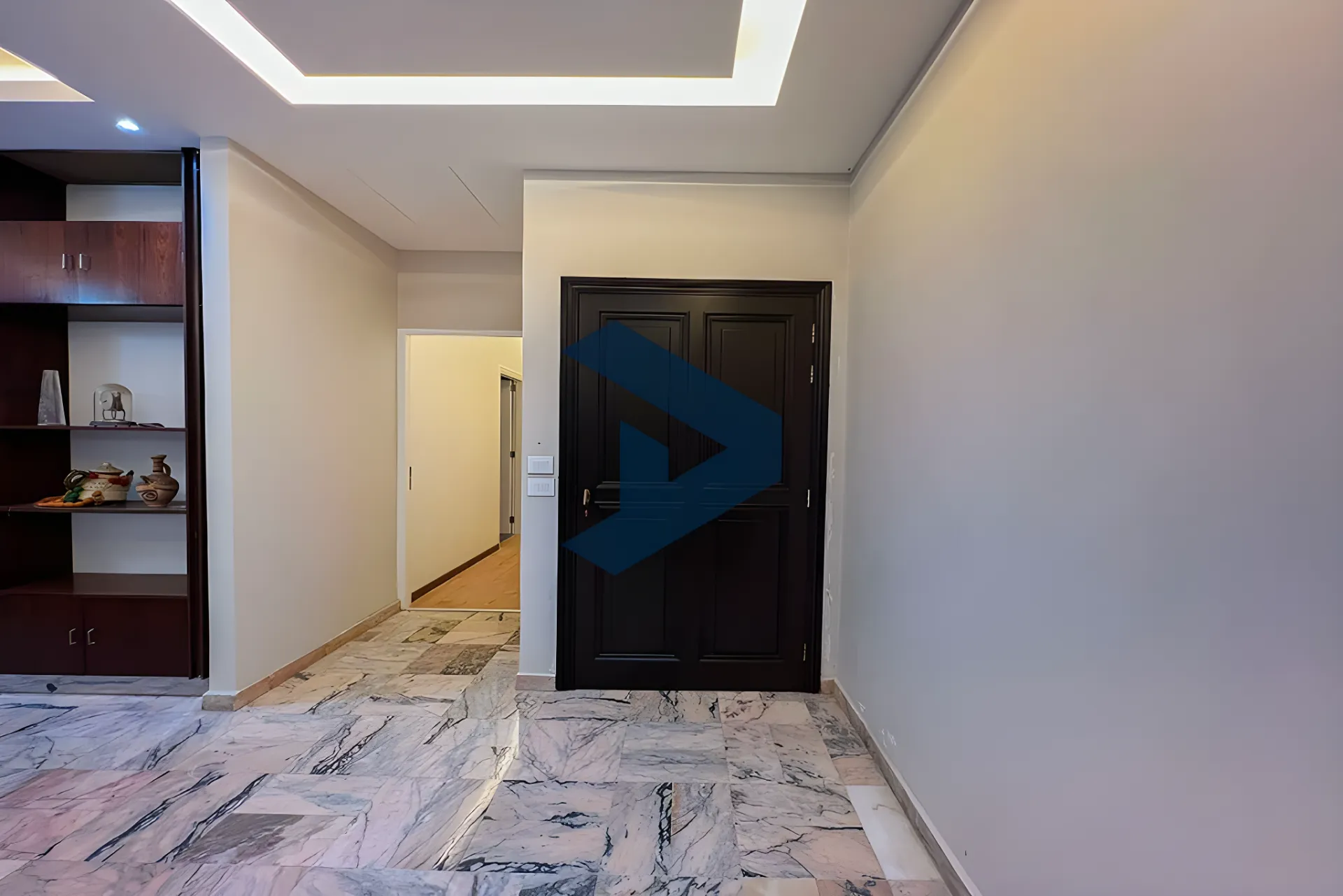 Apartment for rent in Achrafieh, Beirut, Lebanon - 3 bed, 4 bath