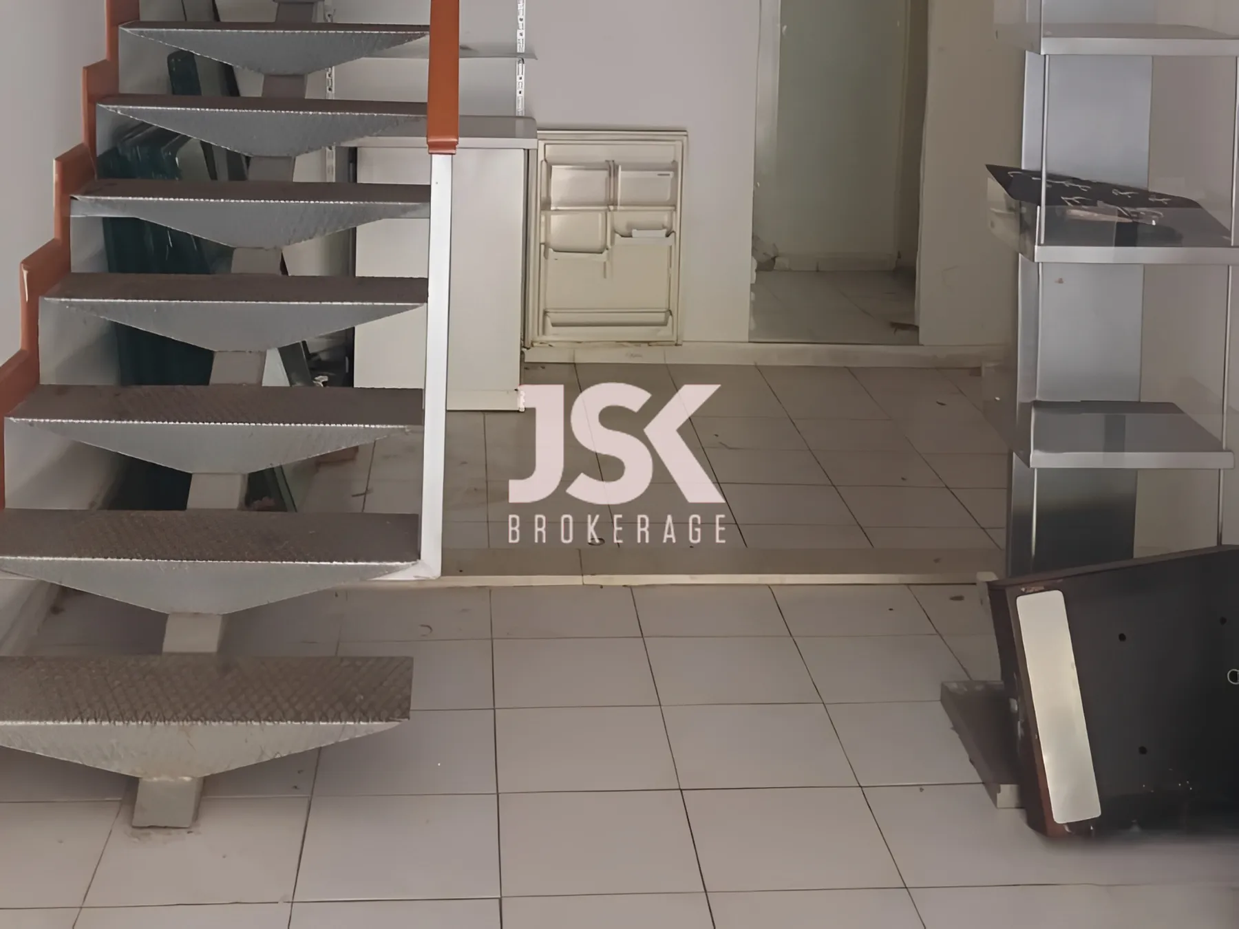 Shop for rent in Zalka