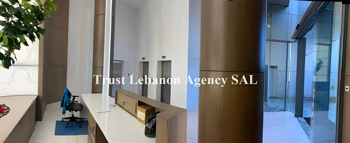 Office for rent in Metn, Sin El Fil