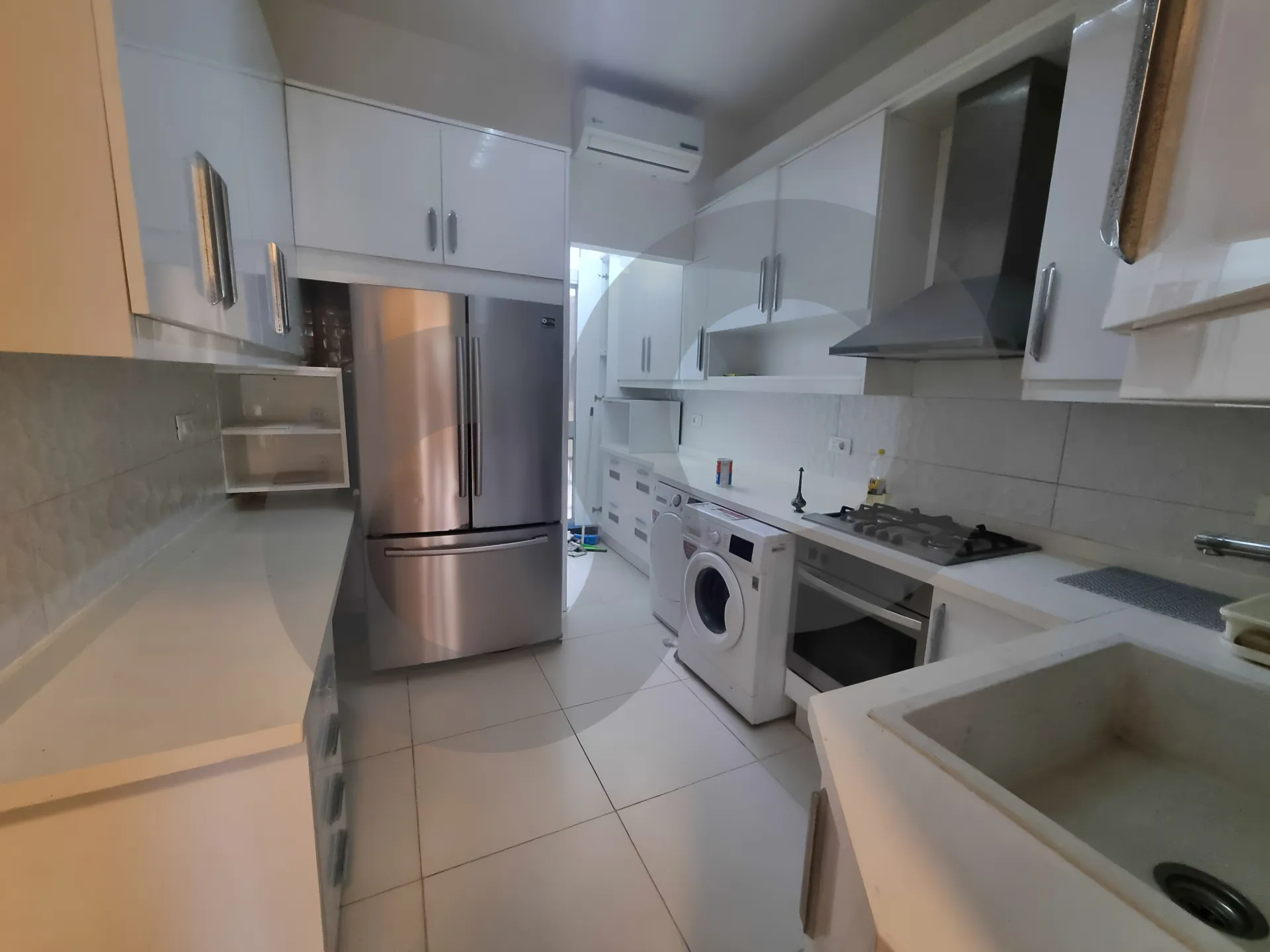 Apartment for Rent in Sakiet El Janzeer - 3 bed, 2 bath