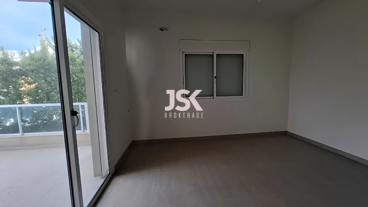 Apartment for Sale in Halat