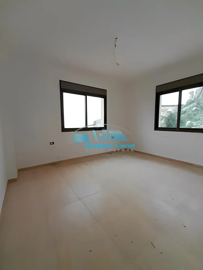 Apartment for Sale in Majdal Tarchich, Lebanon