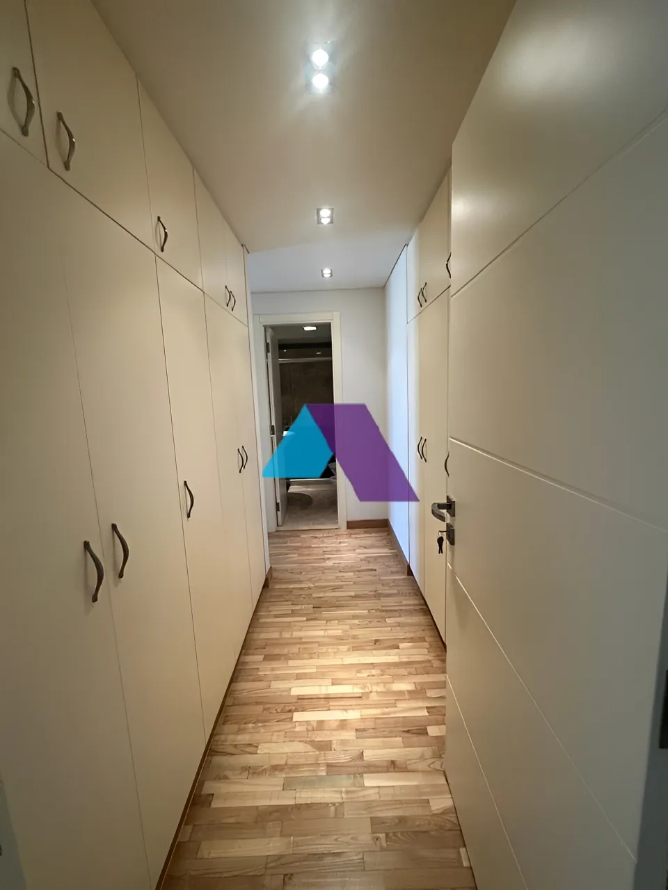 Apartment for Sale in Saifi Village