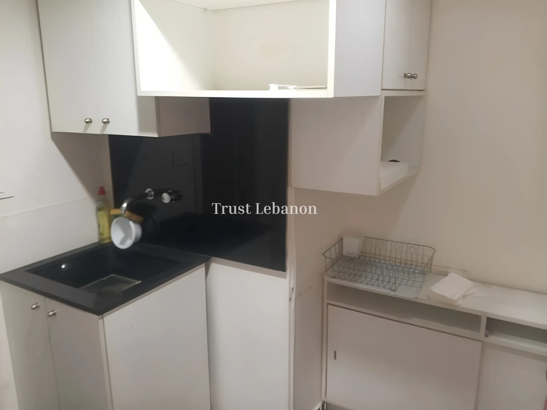 Office for Rent in Daoura, Lebanon