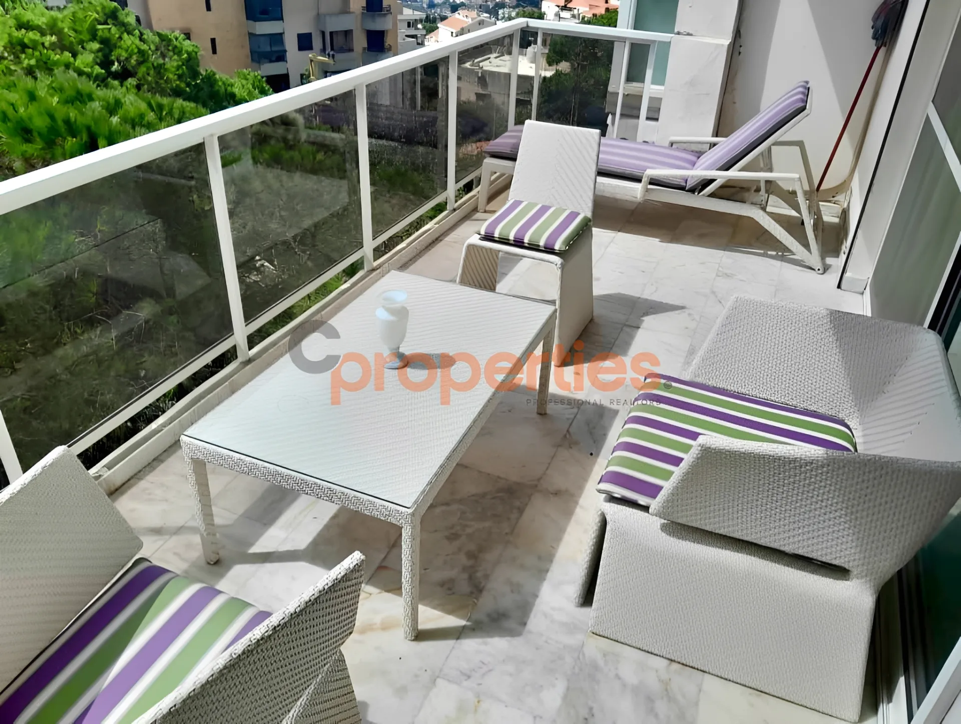 Apartment for Rent in Ballouneh