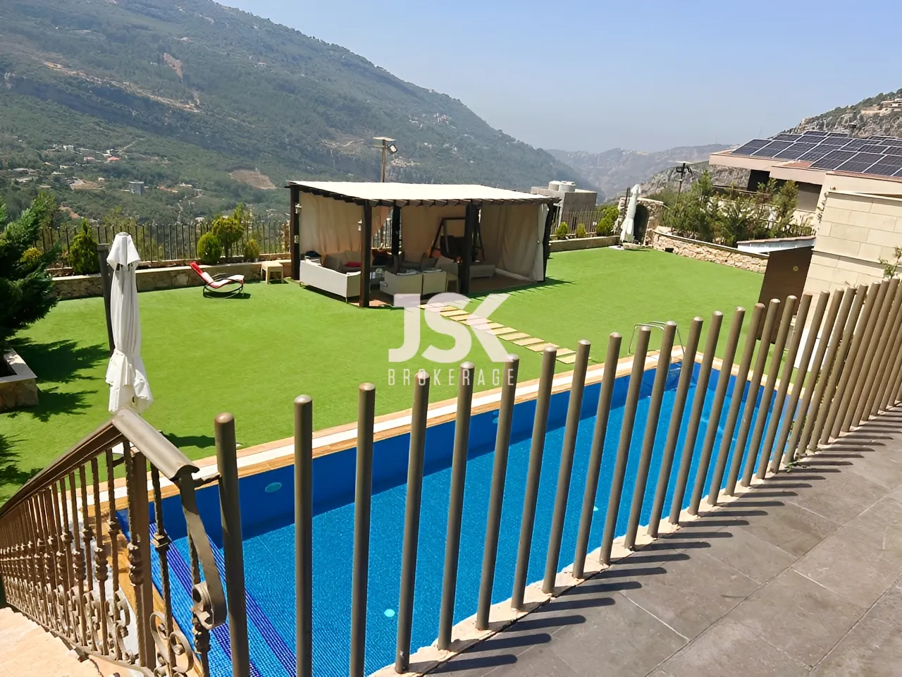 Villa for Sale in Adonis