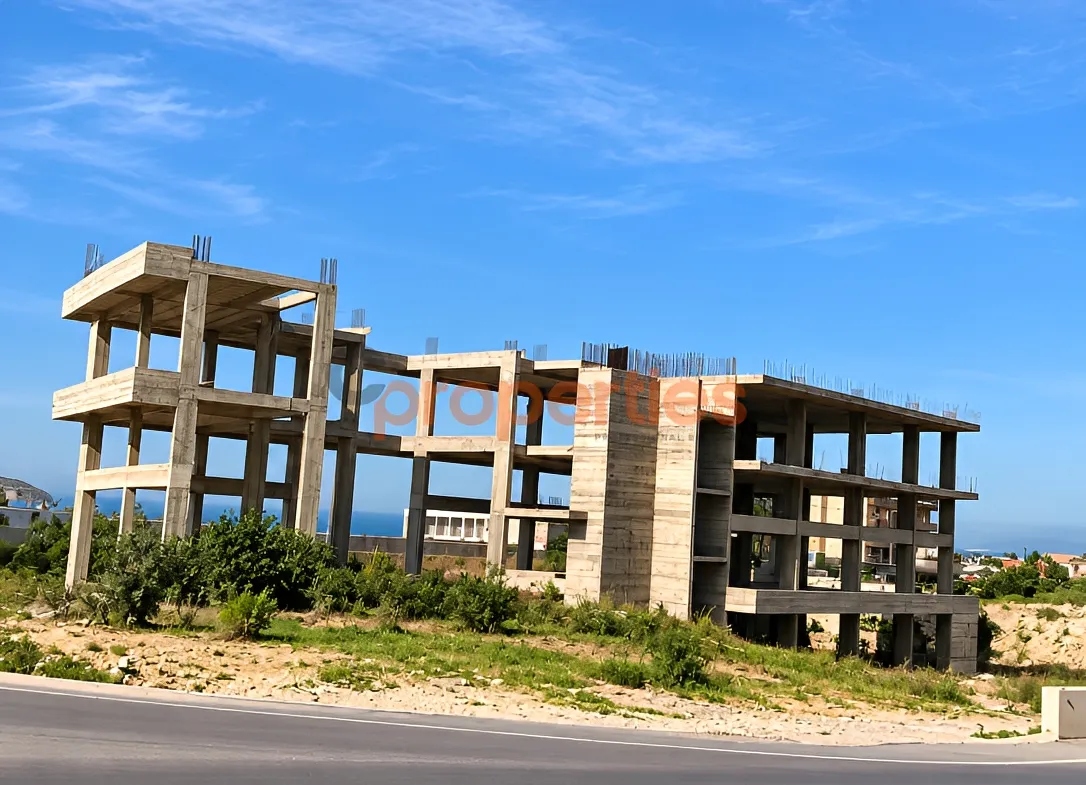 Residential Building for Sale in Aamchit