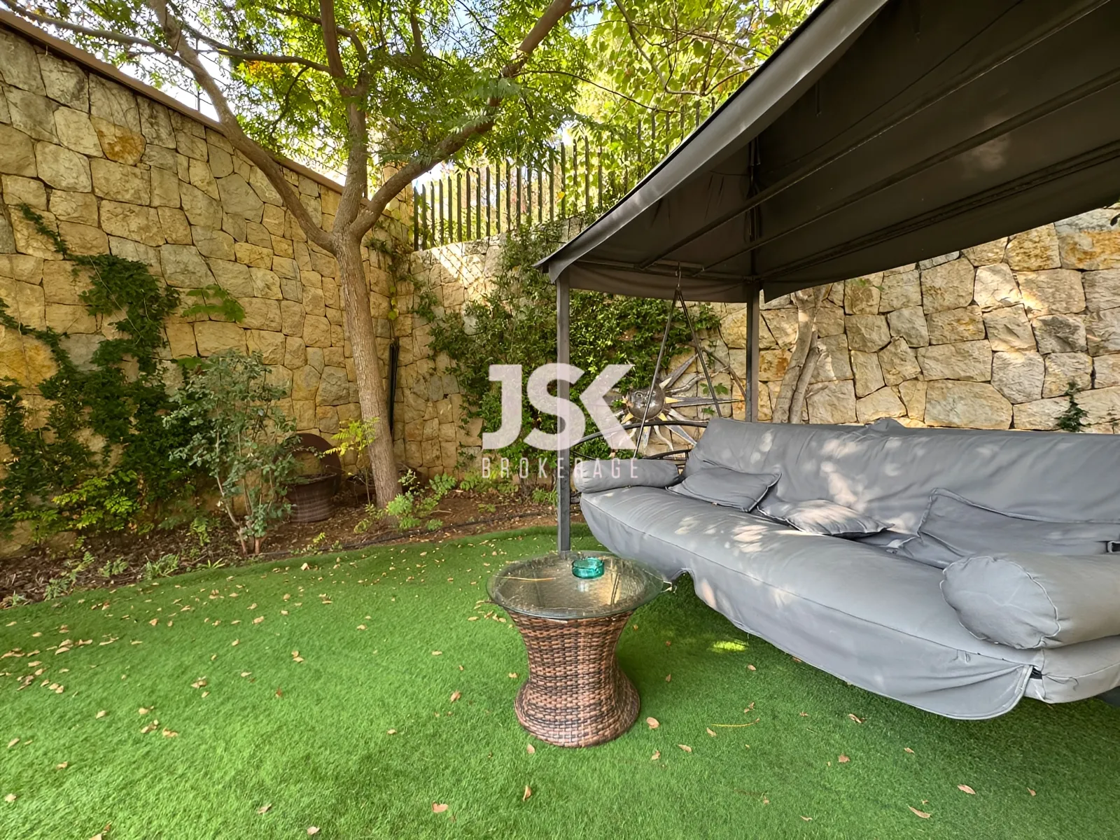 Apartment for Sale in Baabdat