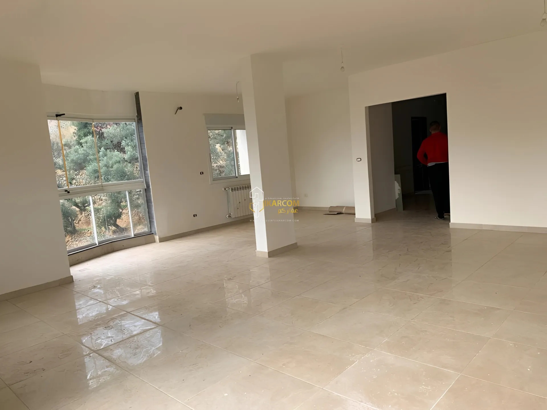 Duplex for Sale in Mansouriyeh - 3 bed, 5 bath